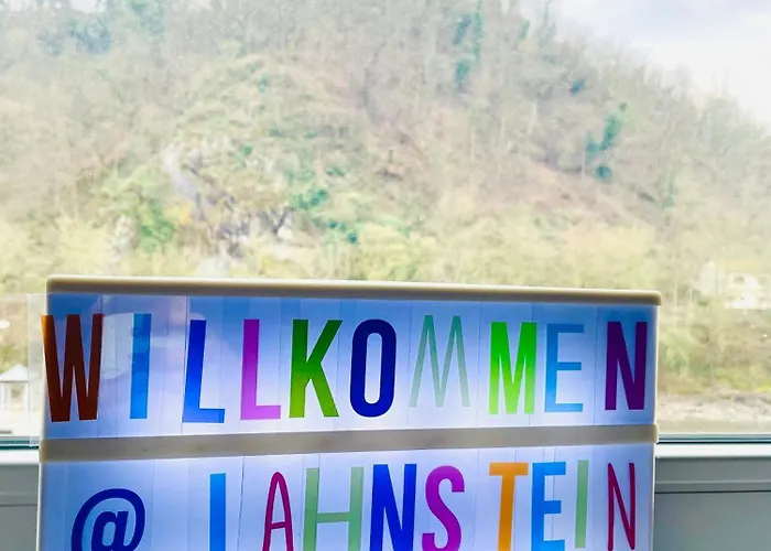 Traumhaus An Der Lahn- Dreamhouse At River Lahn Ferienhaus